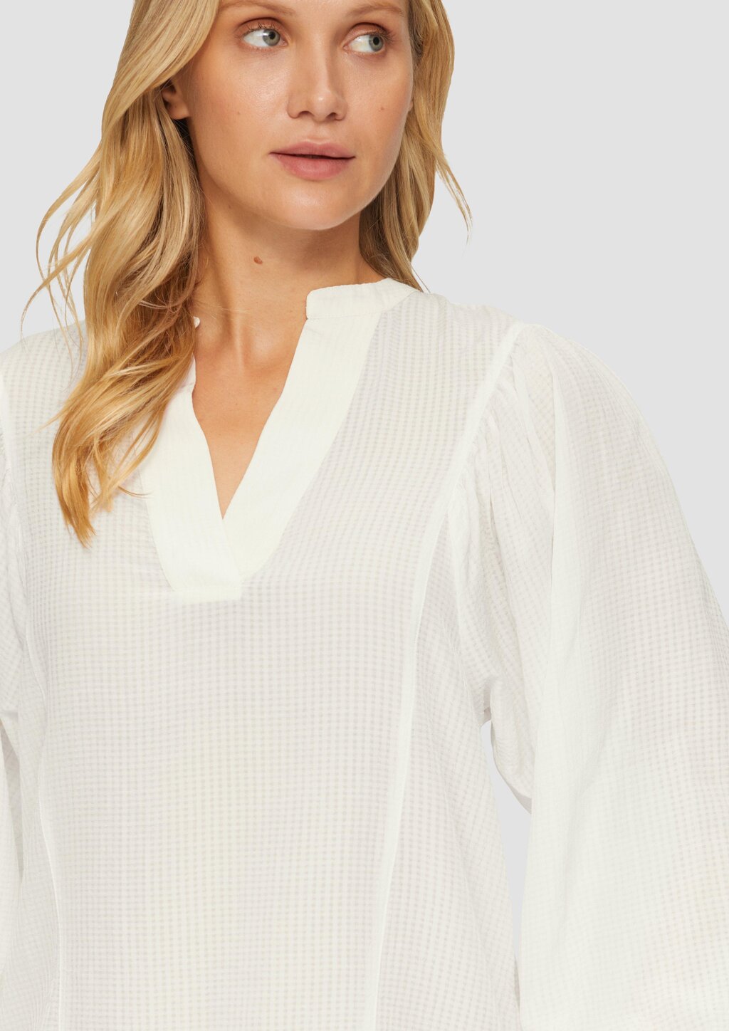 Transparente Bluse mit Strukturmuster