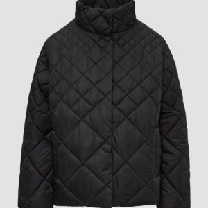 Ausgestellte Steppjacke mit Stehkragen