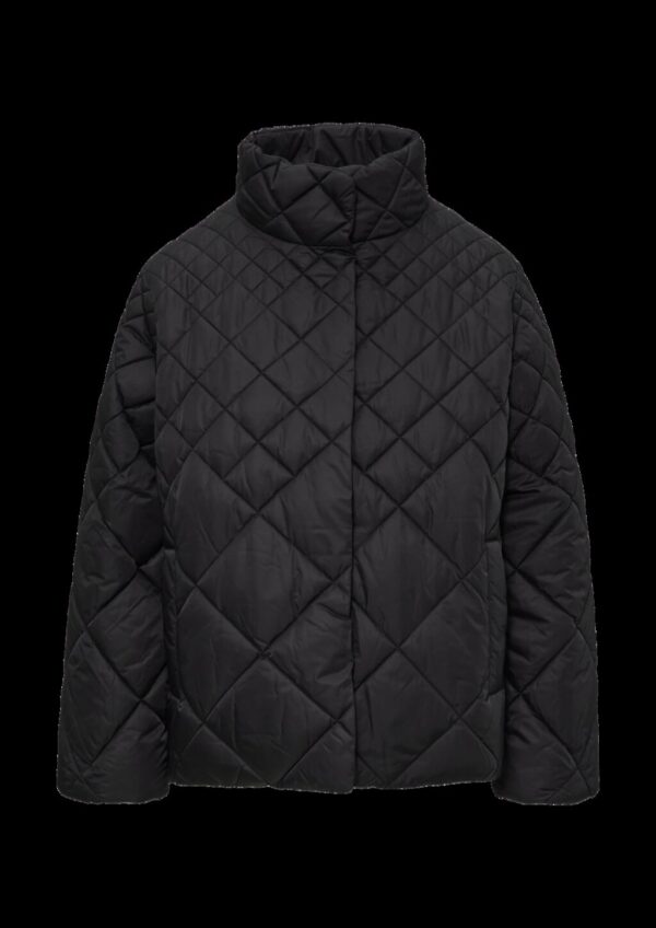 Ausgestellte Steppjacke mit Stehkragen