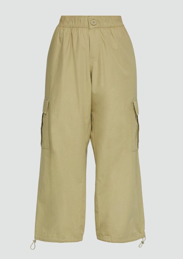 Wide Leg-Hose mit Cargotaschen und angedeutetem Verschluss