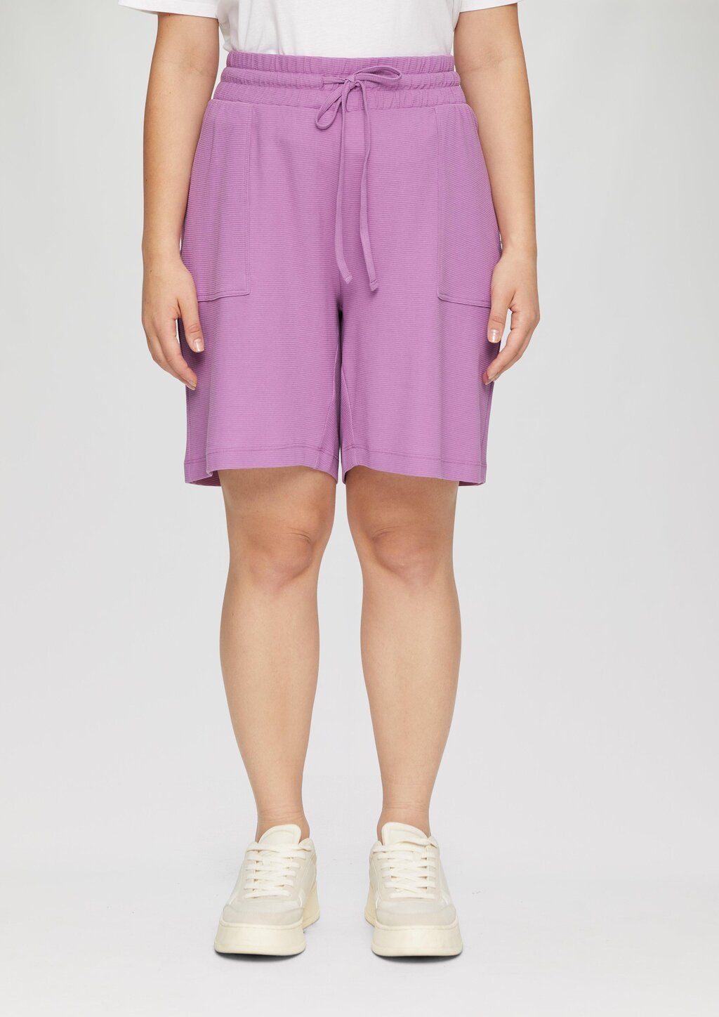 Kurze Hose mit Elastikbund und Waffelpiqué-Struktur
