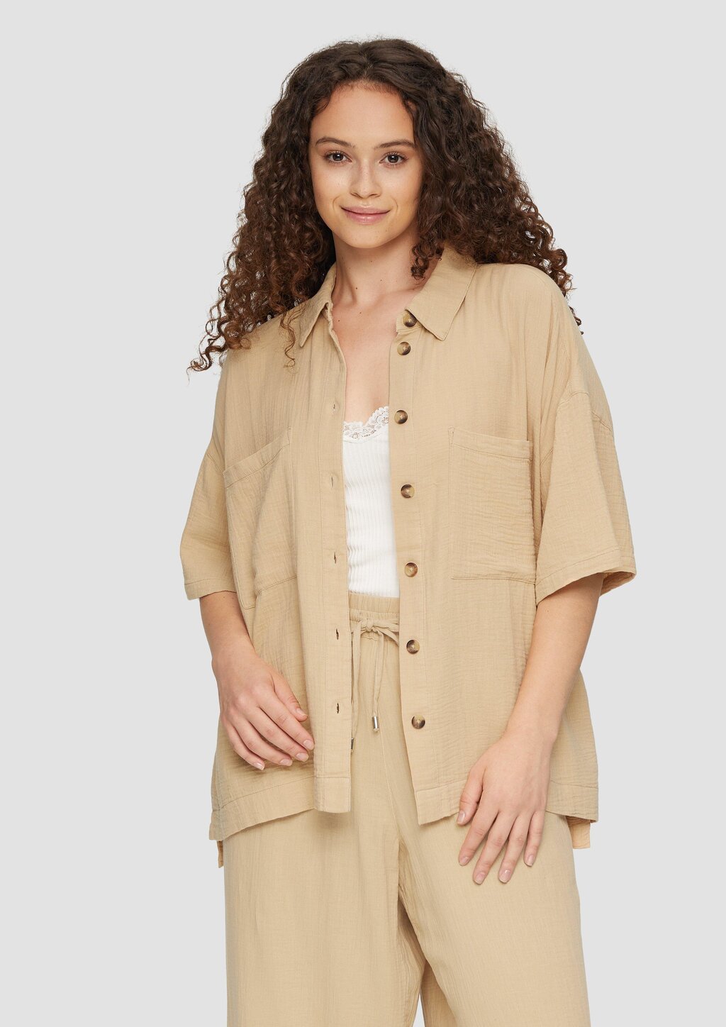 Hemdbluse aus Baumwolle in kurzer Länge