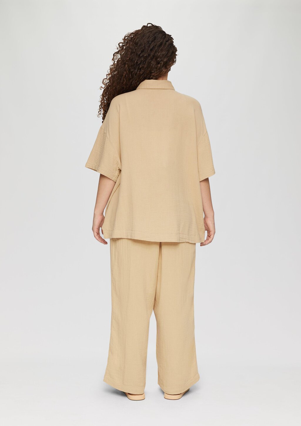 Hemdbluse aus Baumwolle in kurzer Länge