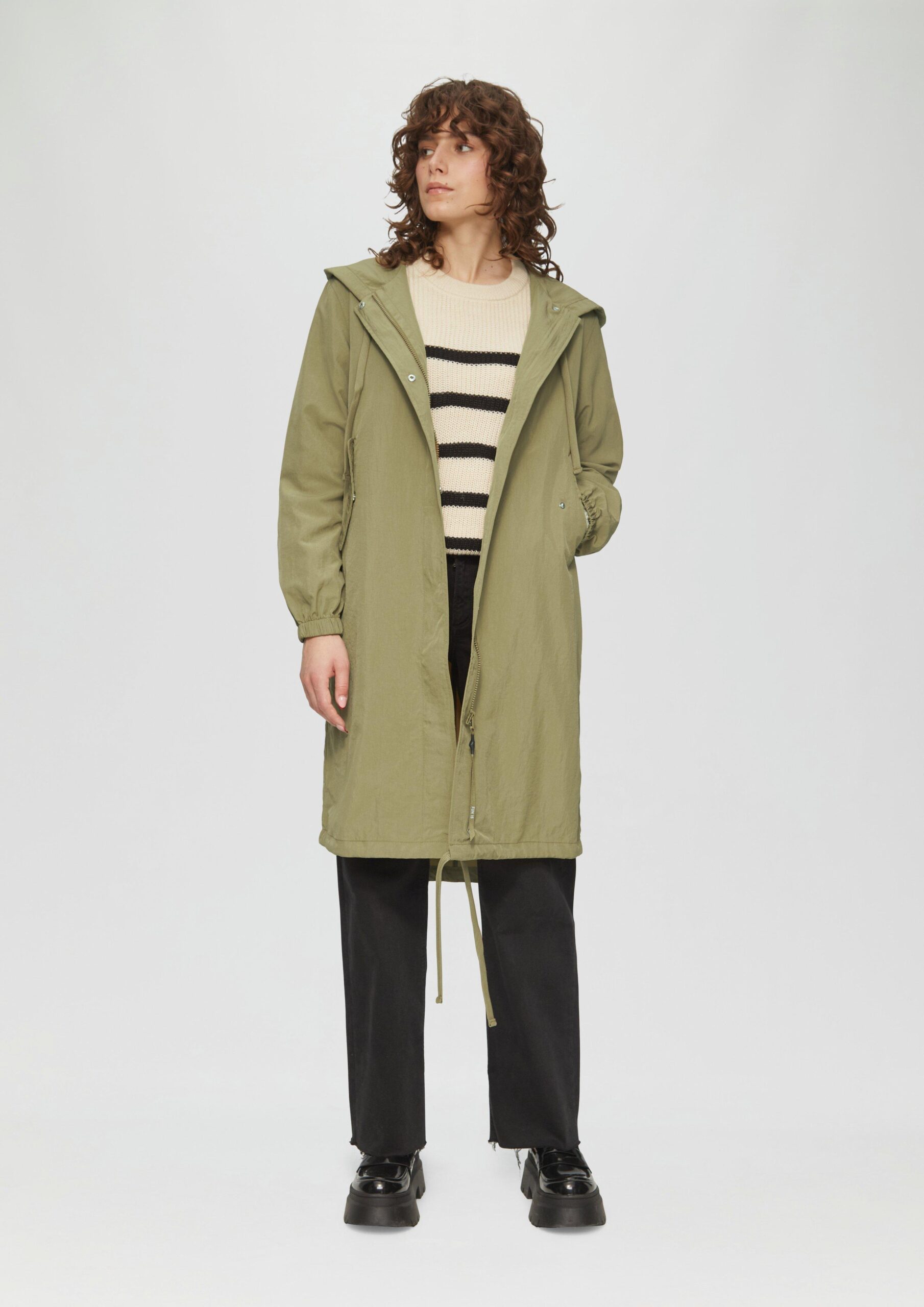Legerer Nylonparka mit Kapuze