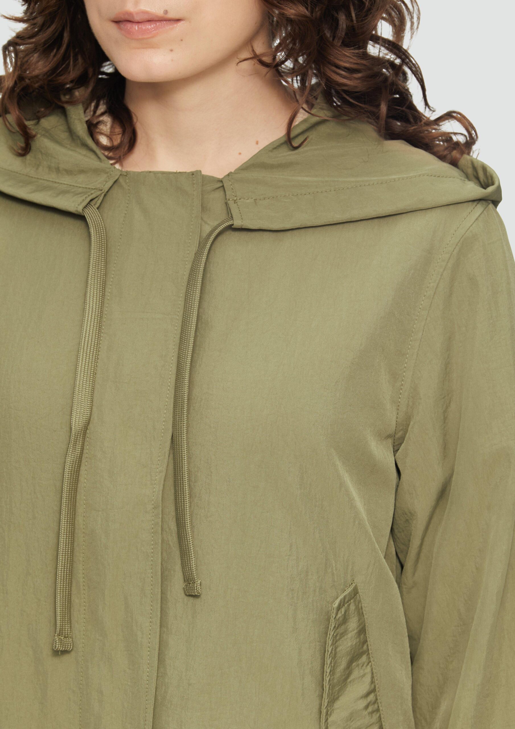 Legerer Nylonparka mit Kapuze