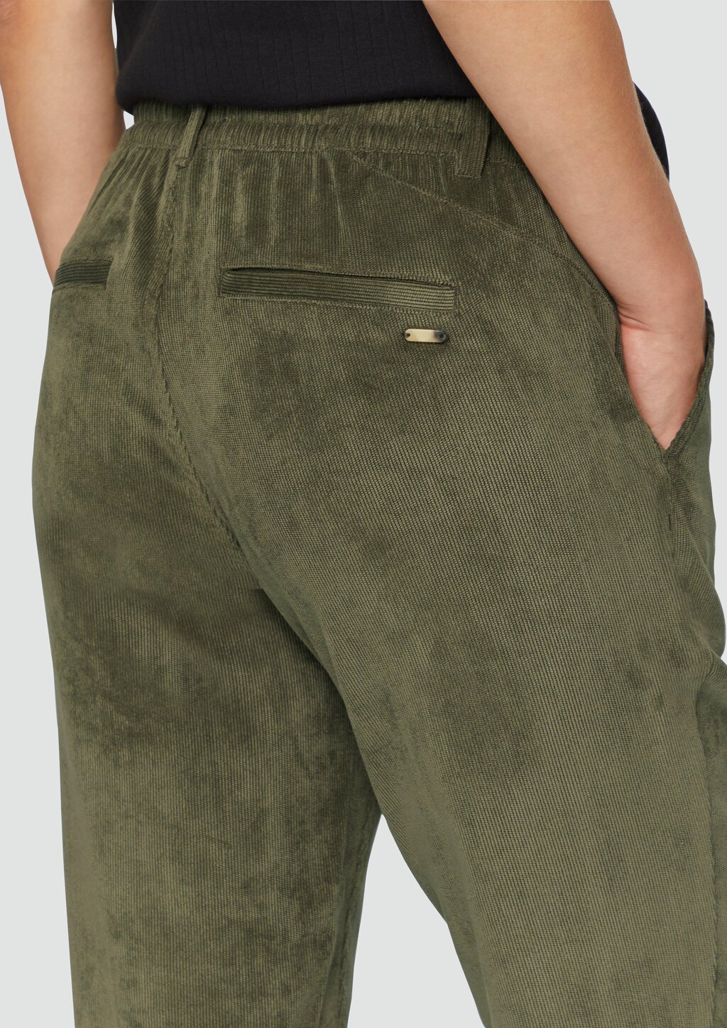 Fließende Jogpants aus Feincord