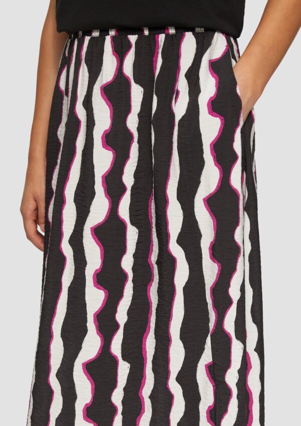 Midi-Rock aus strukturiertem Viskosemix