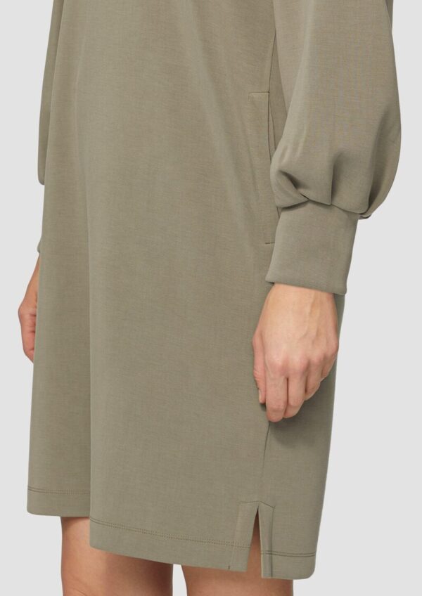 Scuba-Kleid mit Faltendetail am Ärmel und Eingrifftaschen