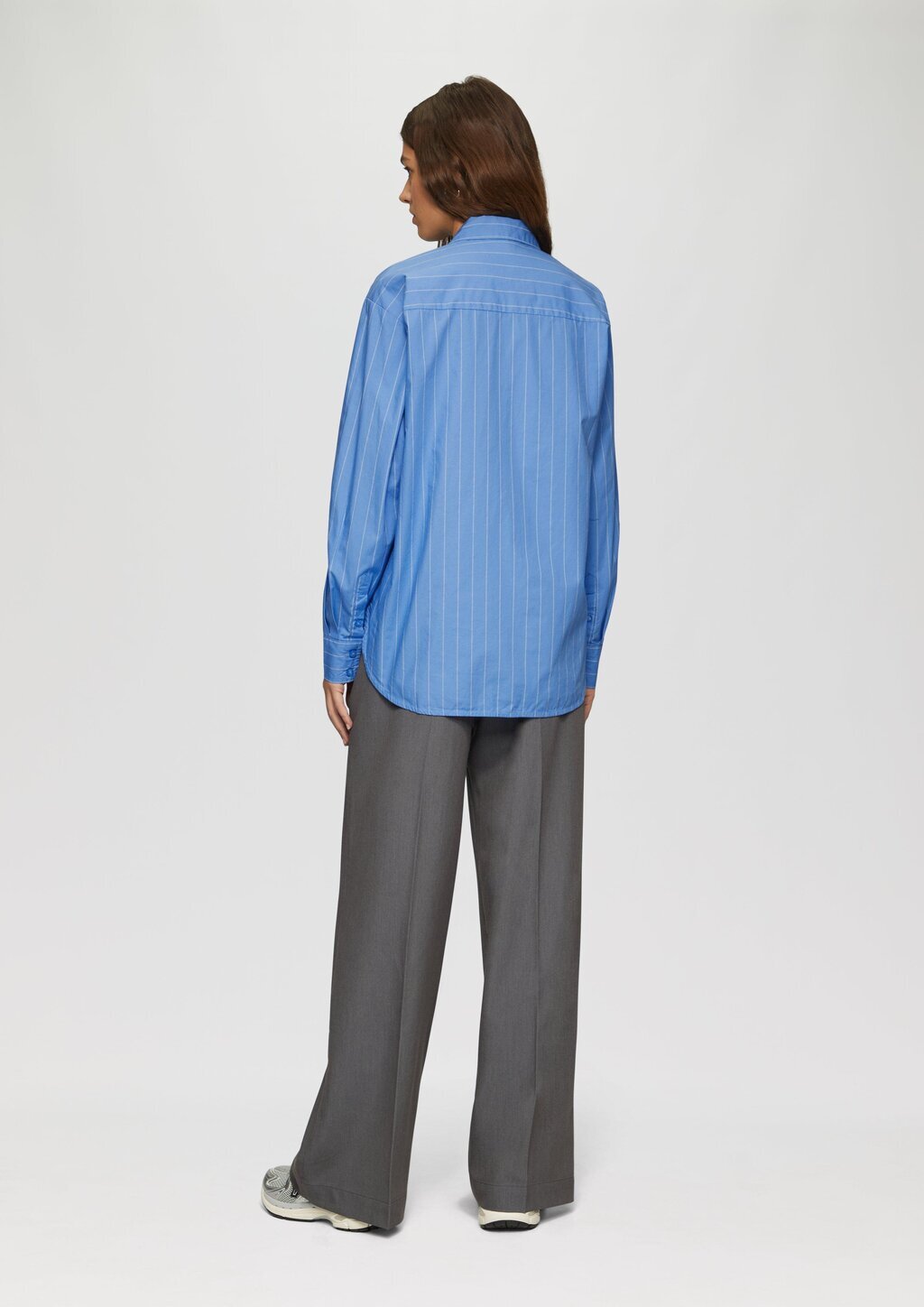 Oversized-Hemdbluse mit Nadelstreifen