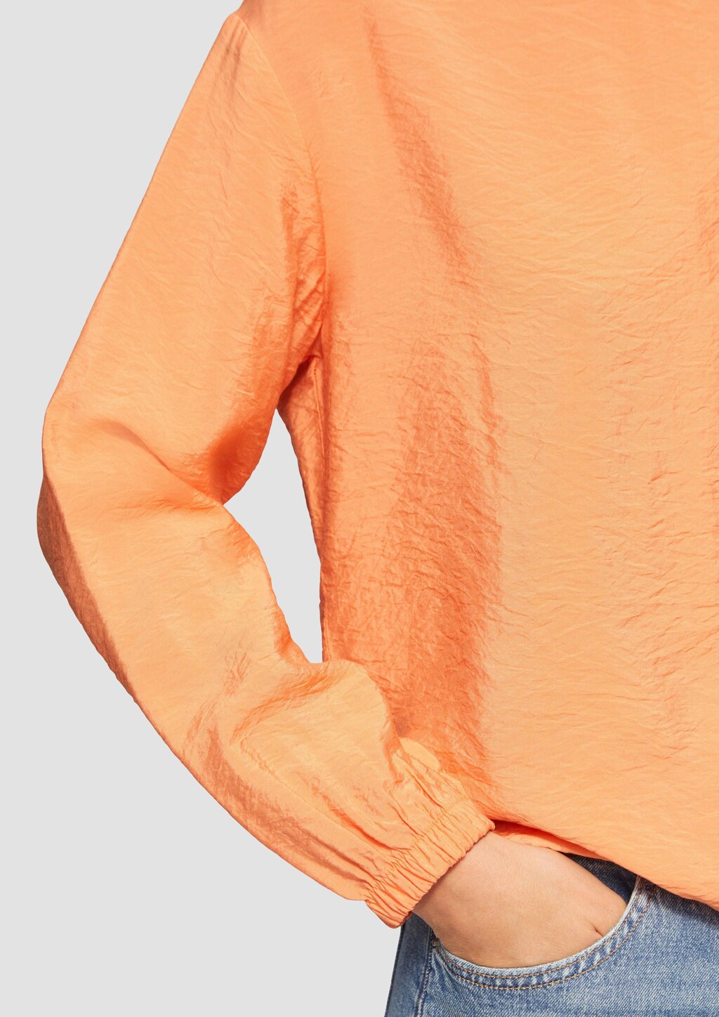 Viskosemix-Bluse in O-Shape