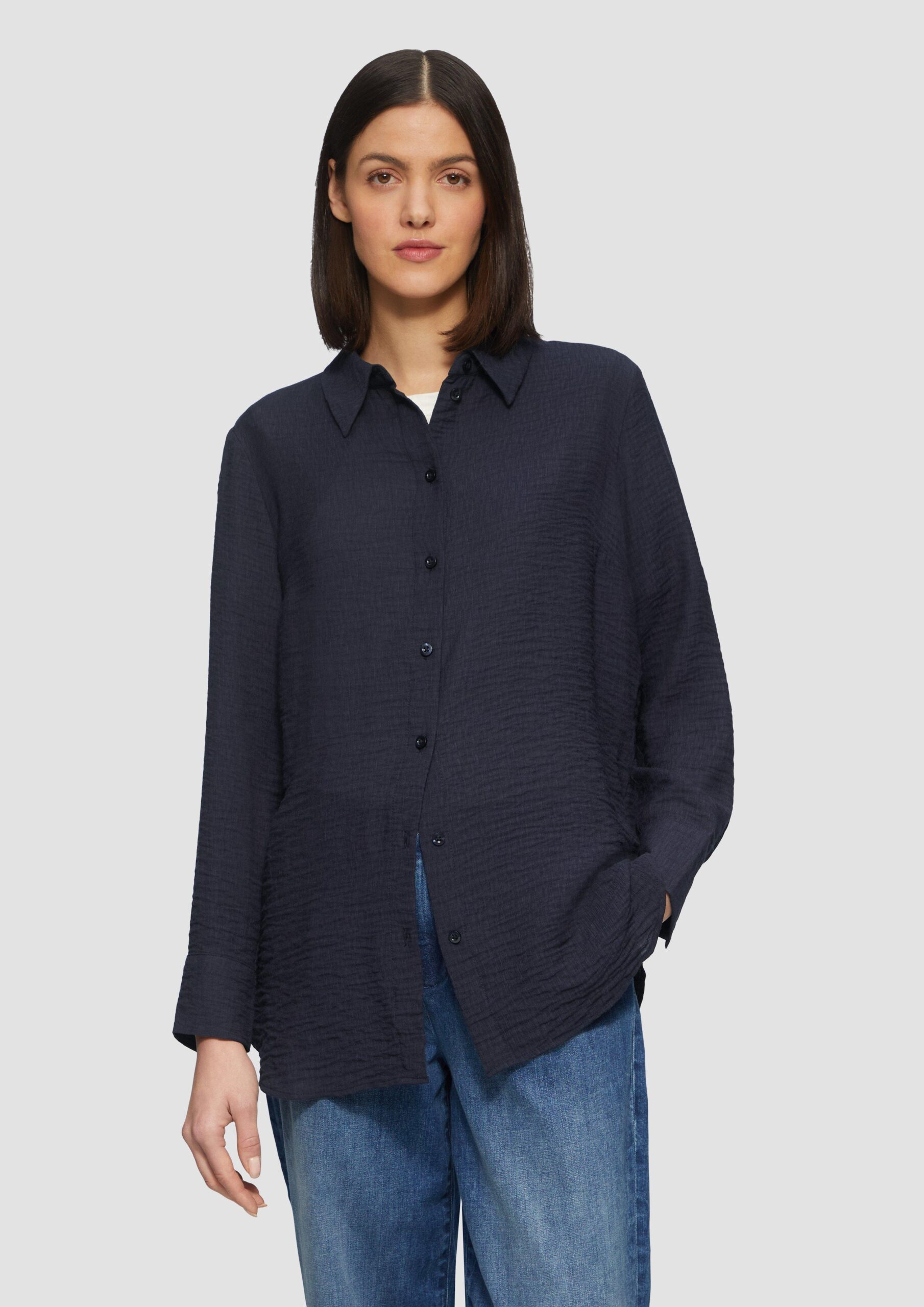 Strukturierte Hemdbluse aus Viskosemix