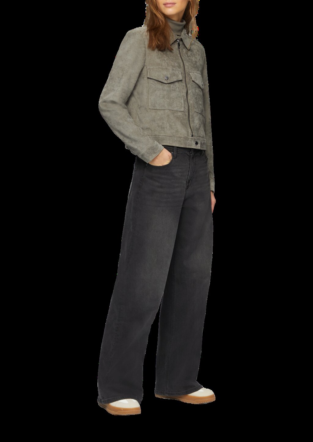 Kurze Cordjacke mit aufgesetzten Taschen