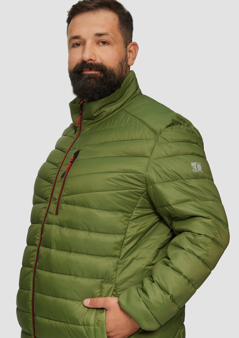 Wasserabweisende Steppjacke aus recyceltem Polyester | 360° Circular Vision