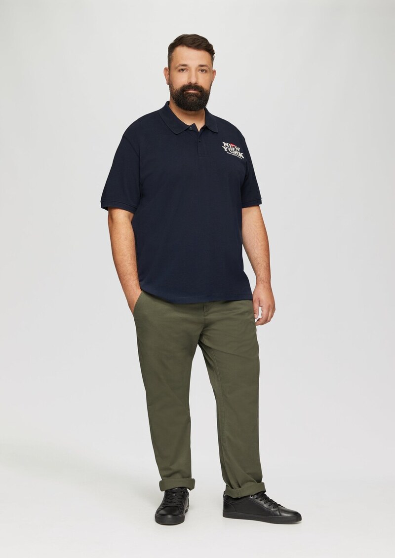 Poloshirt aus Baumwollpiqué mit Peanuts®-Motiv