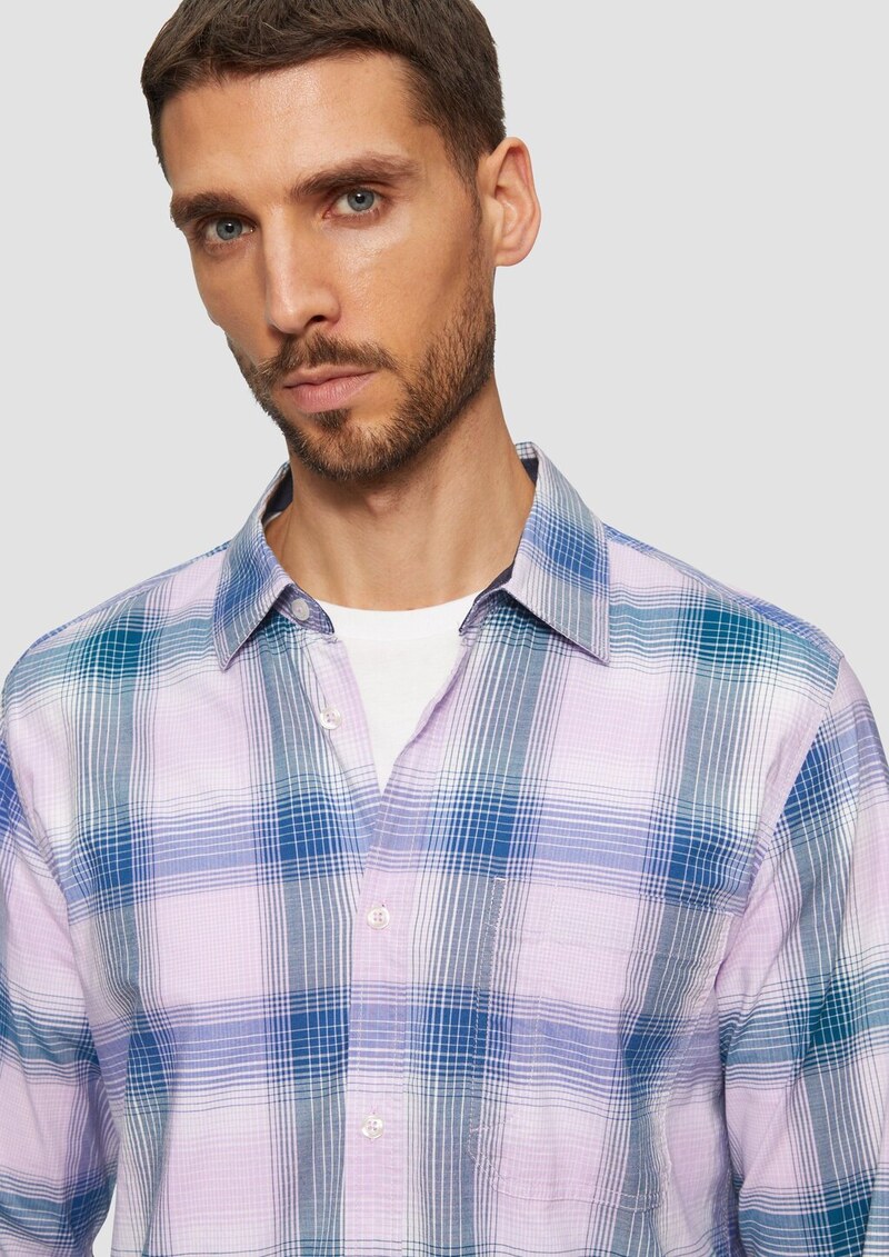 Regular Fit: Kariertes Hemd aus Baumwollstretch mit Brusttasche
