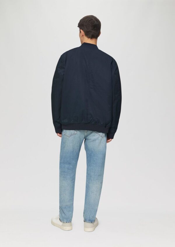 Bomberjacke mit sportiven Details