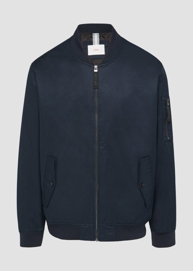Bomberjacke mit sportiven Details