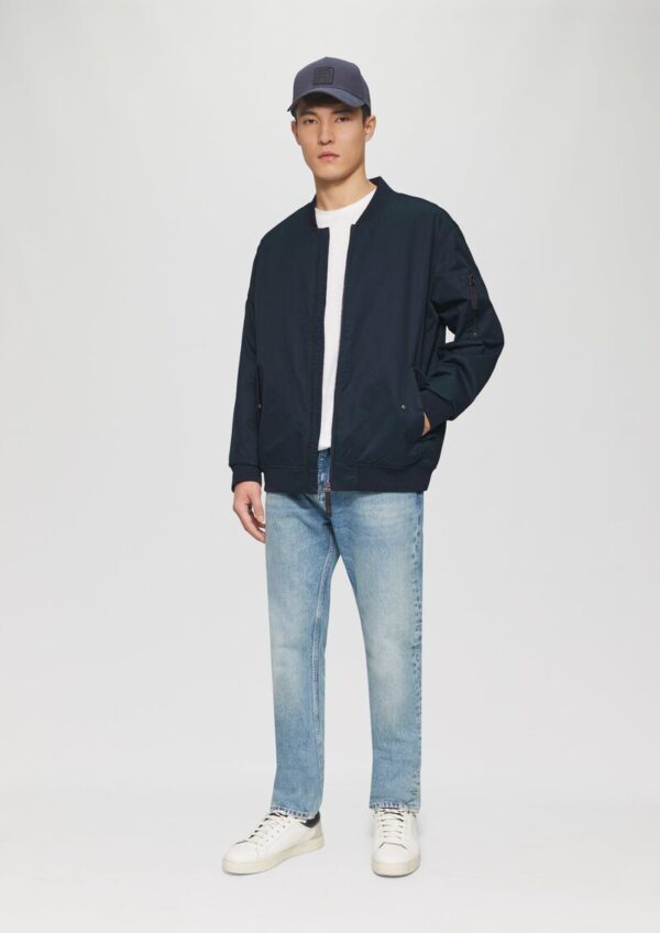 Bomberjacke mit sportiven Details