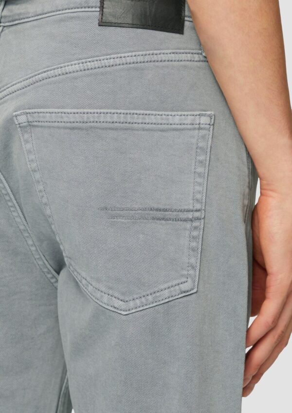 Jeans Benito / Regular Fit / Mid Rise / Straight Leg