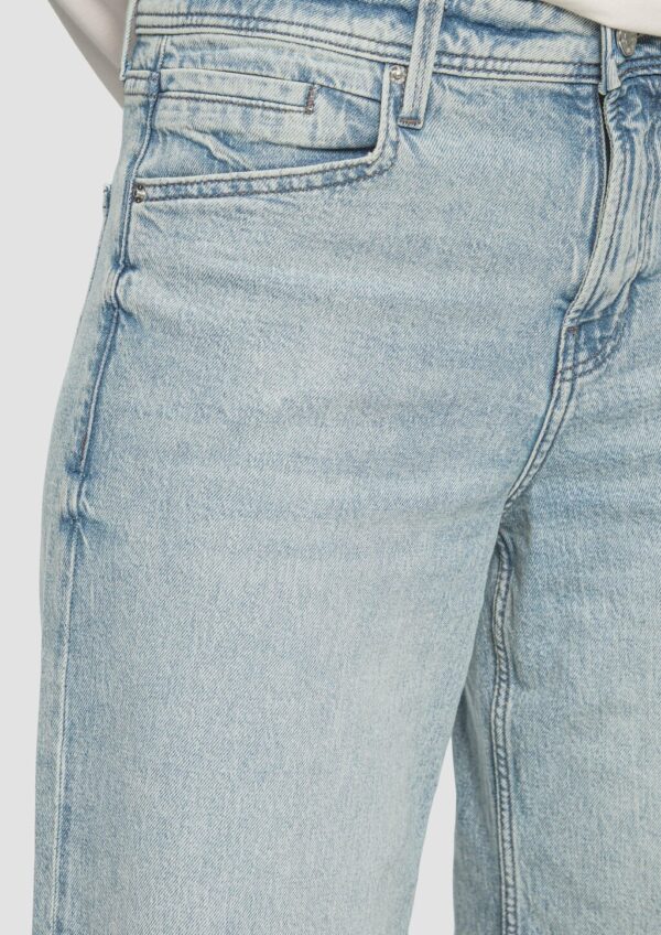 Jeans Suri / Regular Fit / Mid Rise / Wide Leg