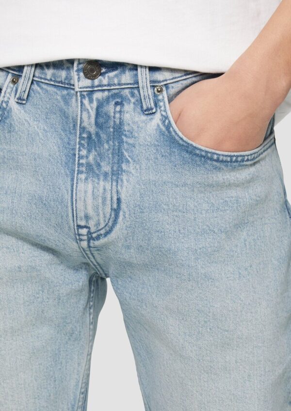 Jeans Mauro / Regular Fit / Mid Rise / Tapered Leg