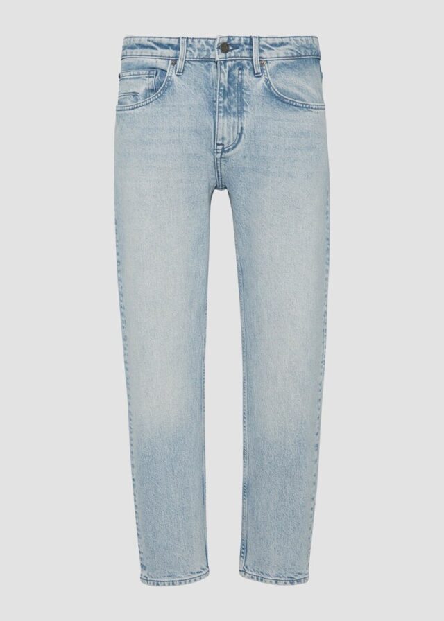 Jeans Mauro / Regular Fit / Mid Rise / Tapered Leg