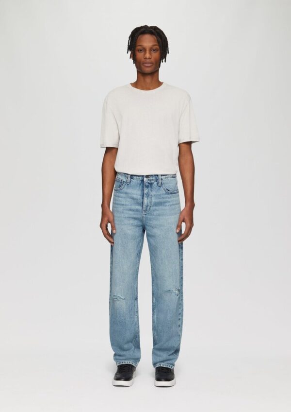 Denim / Loose Fit / Mid Rise / Straight Leg