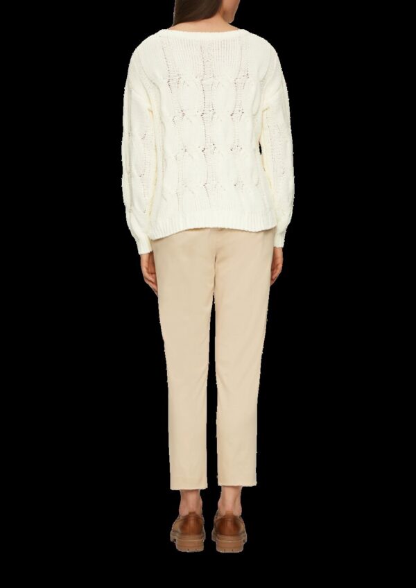 Weicher Strickpullover mit Zopfmuster