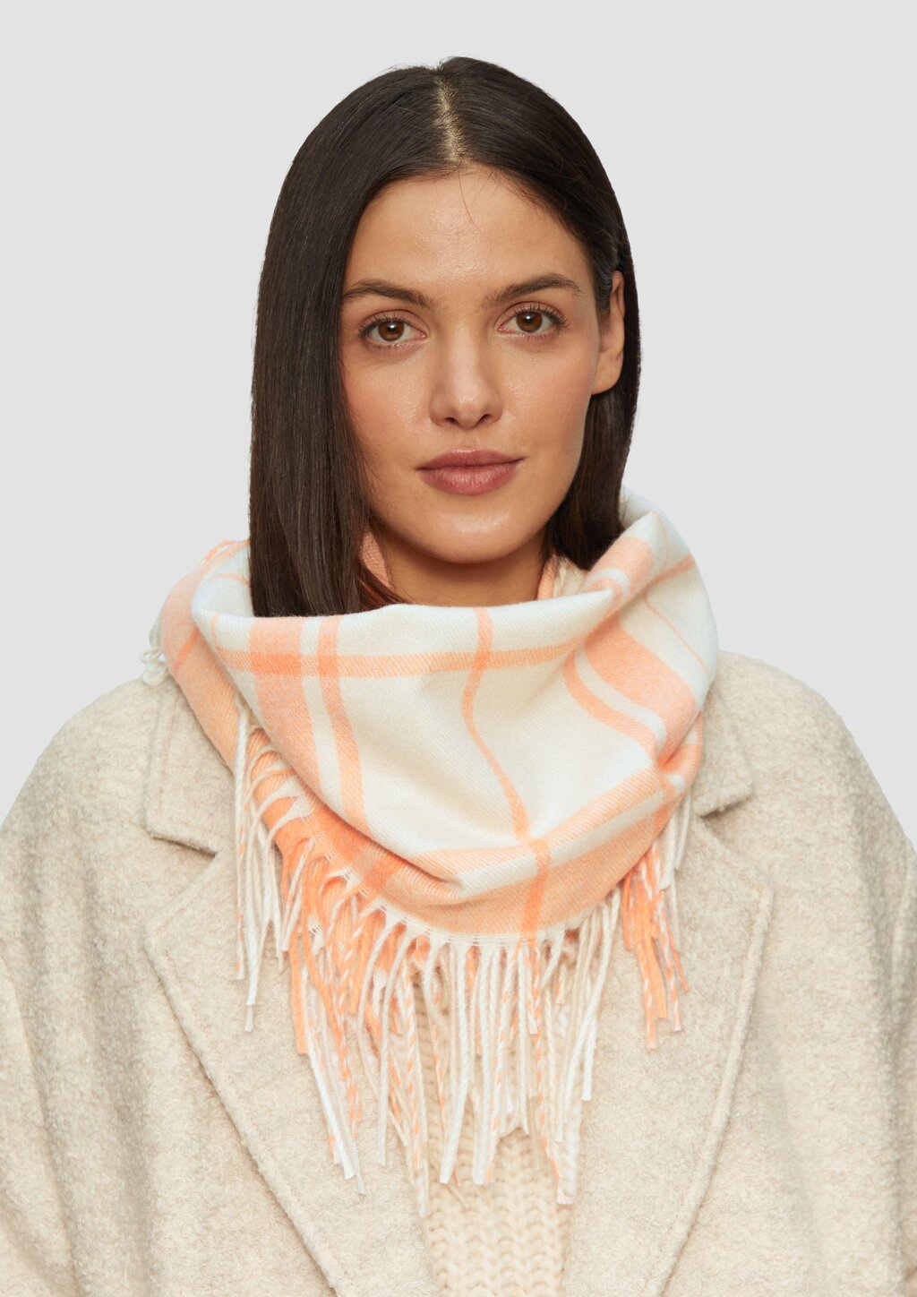 Karierter Loop-Schal mit Fransen