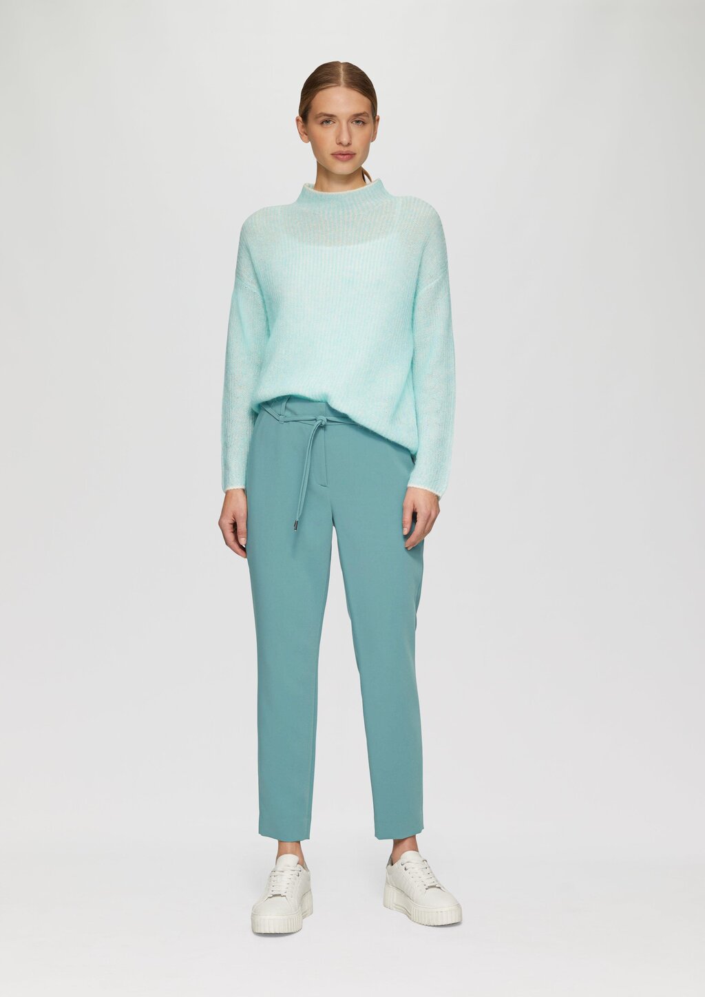 Stoffhose mit Gürtelschlaufen