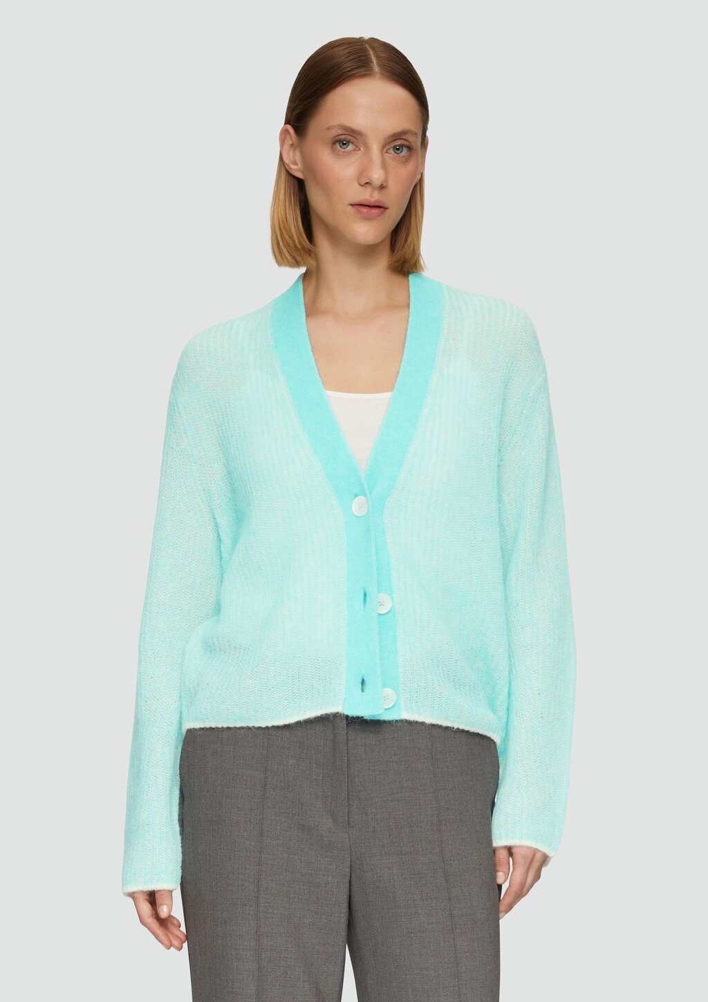 Lockere Strickjacke aus Alpakamix mit Rippstruktur