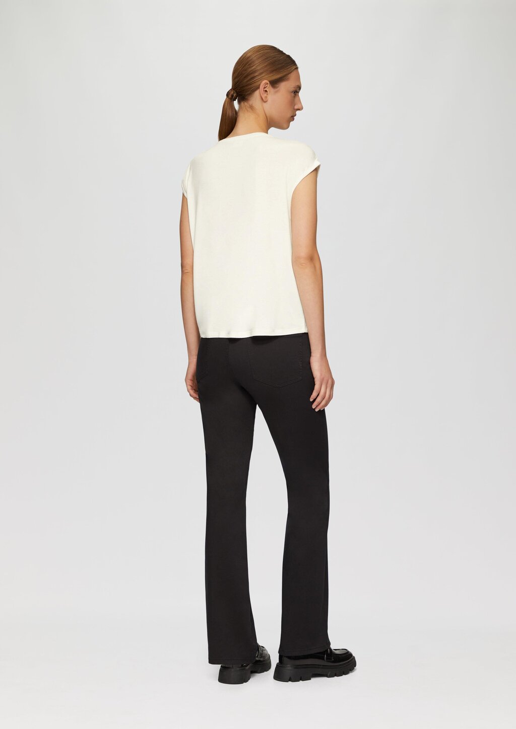 Shirt aus Viskosemix mit Pailletten