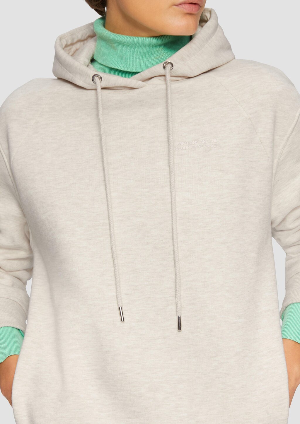 Sweat-Kleid mit seitlichen Eingrifftaschen und Schlitzen