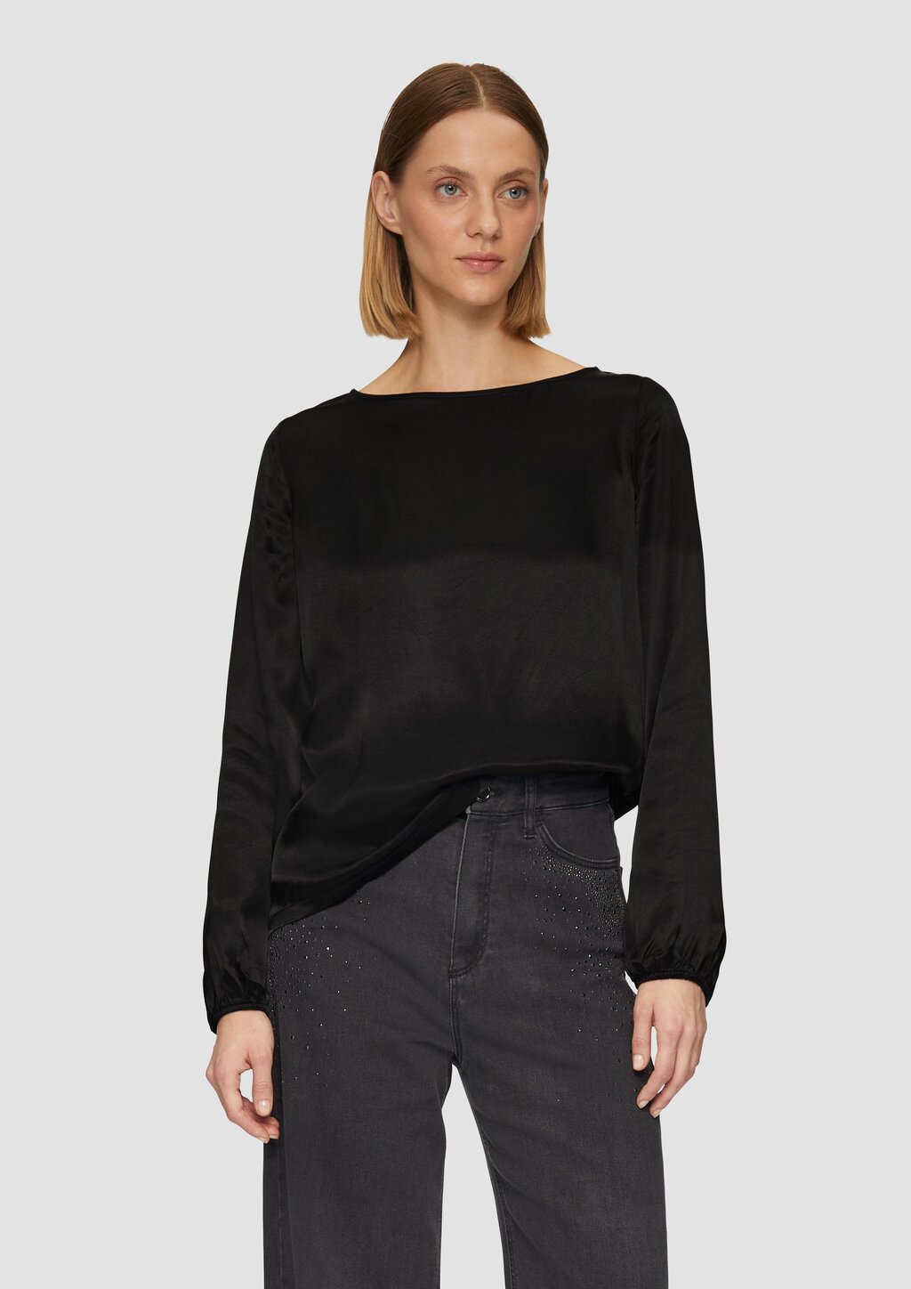 Satiniertes Blusenshirt aus Viskose