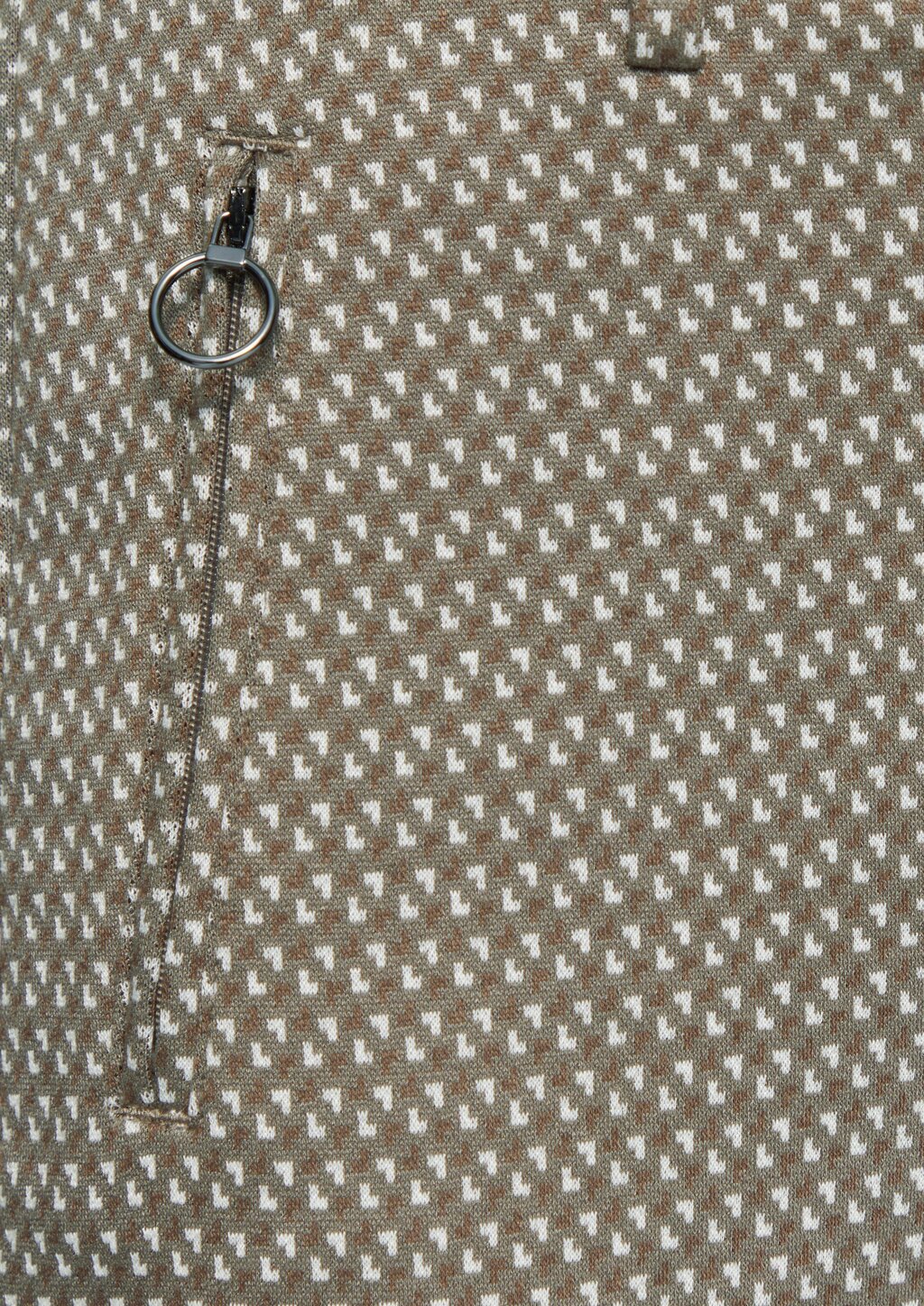 Gemusterte Stoffhose mit elastischem Bund