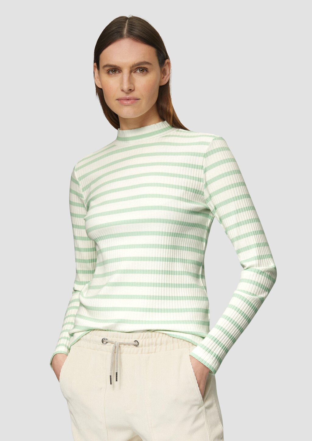 Langarmshirt mit Rippstruktur und Stehkragen