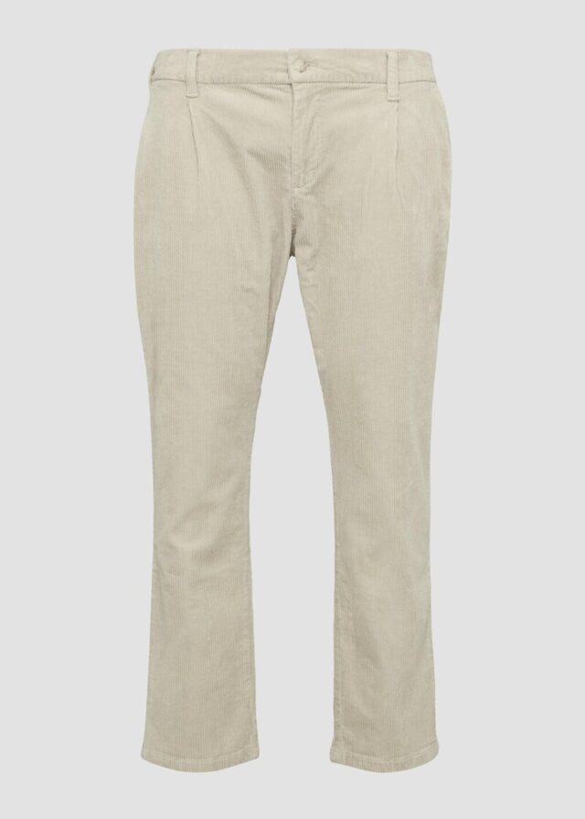 Cord-Chino aus Baumwollstretch mit Bundfalten