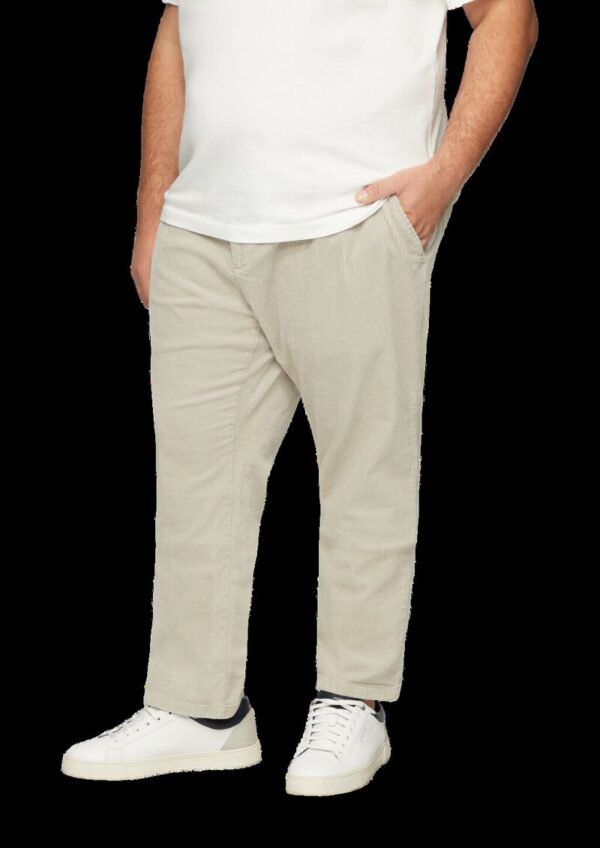 Cord-Chino aus Baumwollstretch mit Bundfalten