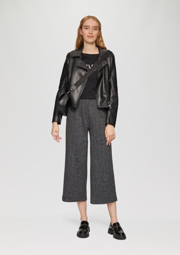 Elegante Culotte mit Elastikbund und Fischgrat-Struktur