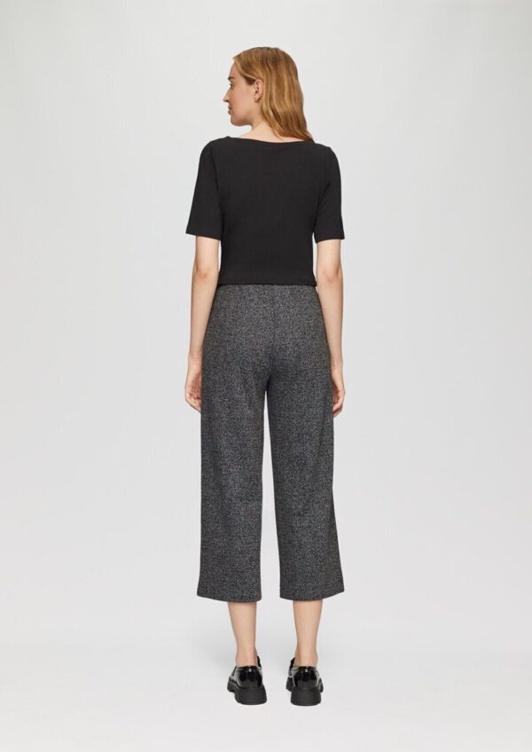 Elegante Culotte mit Elastikbund und Fischgrat-Struktur