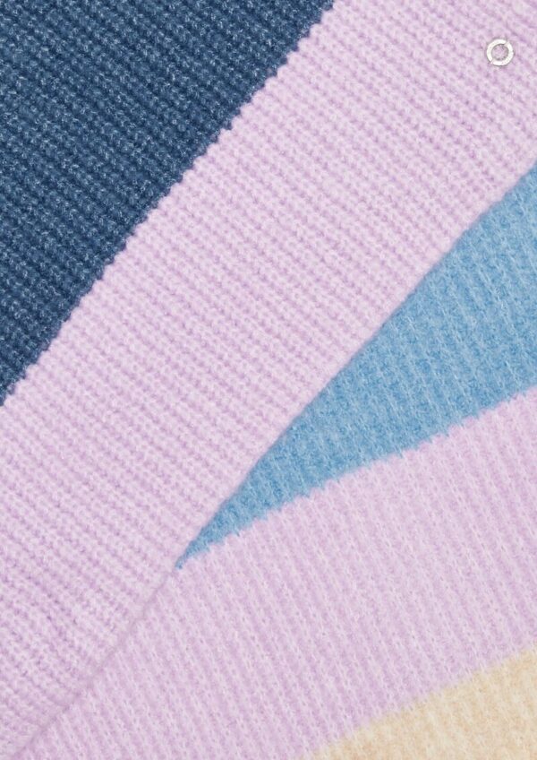 Gestreifter Strickschal