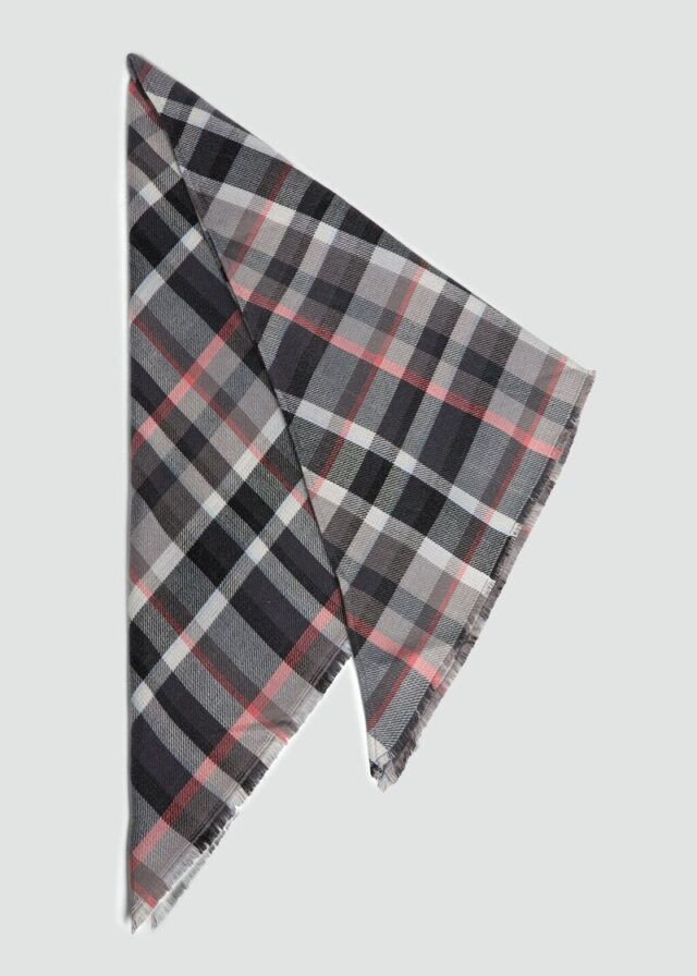 Weicher Schal aus Viskosemix