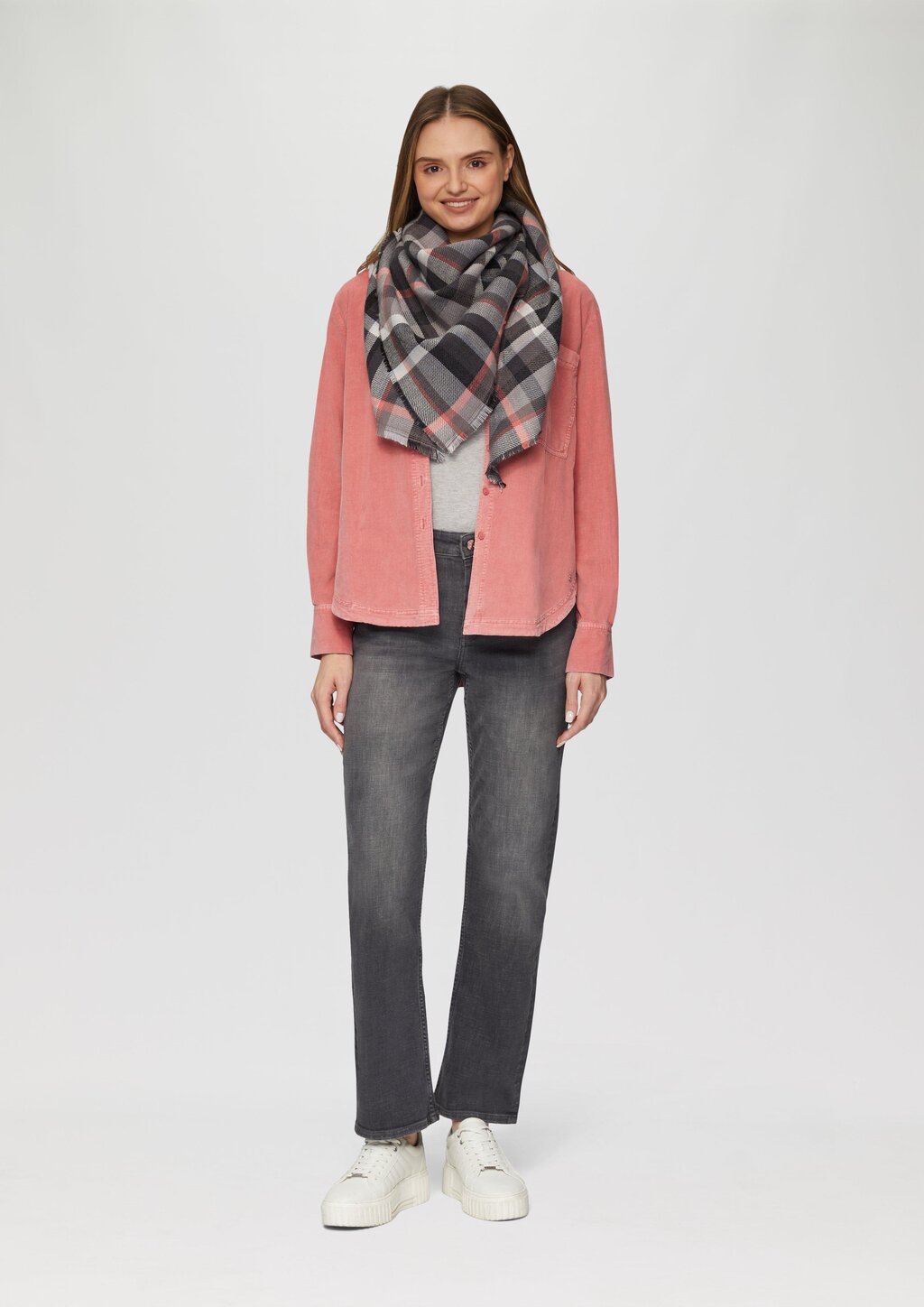 Weicher Schal aus Viskosemix