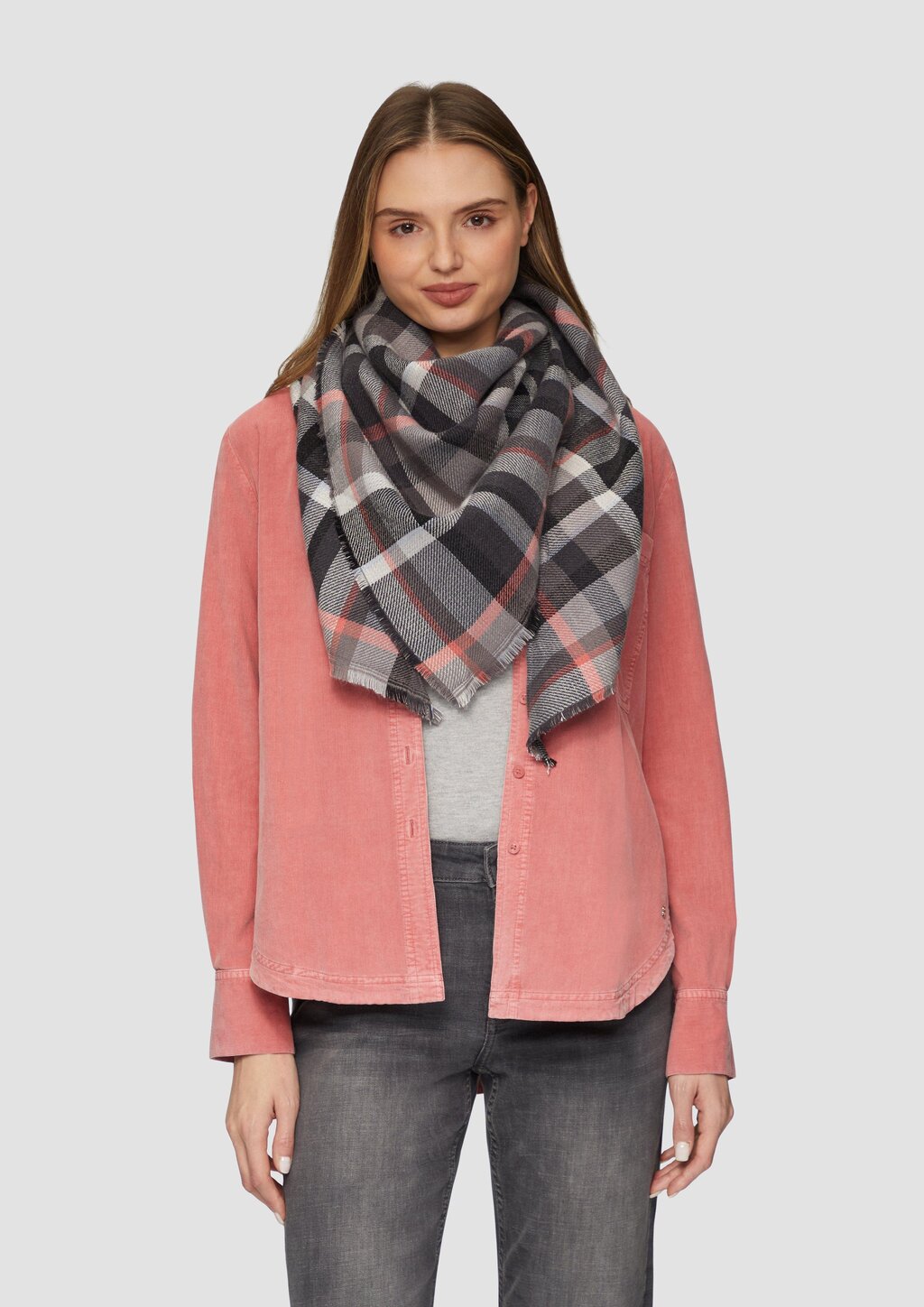 Weicher Schal aus Viskosemix