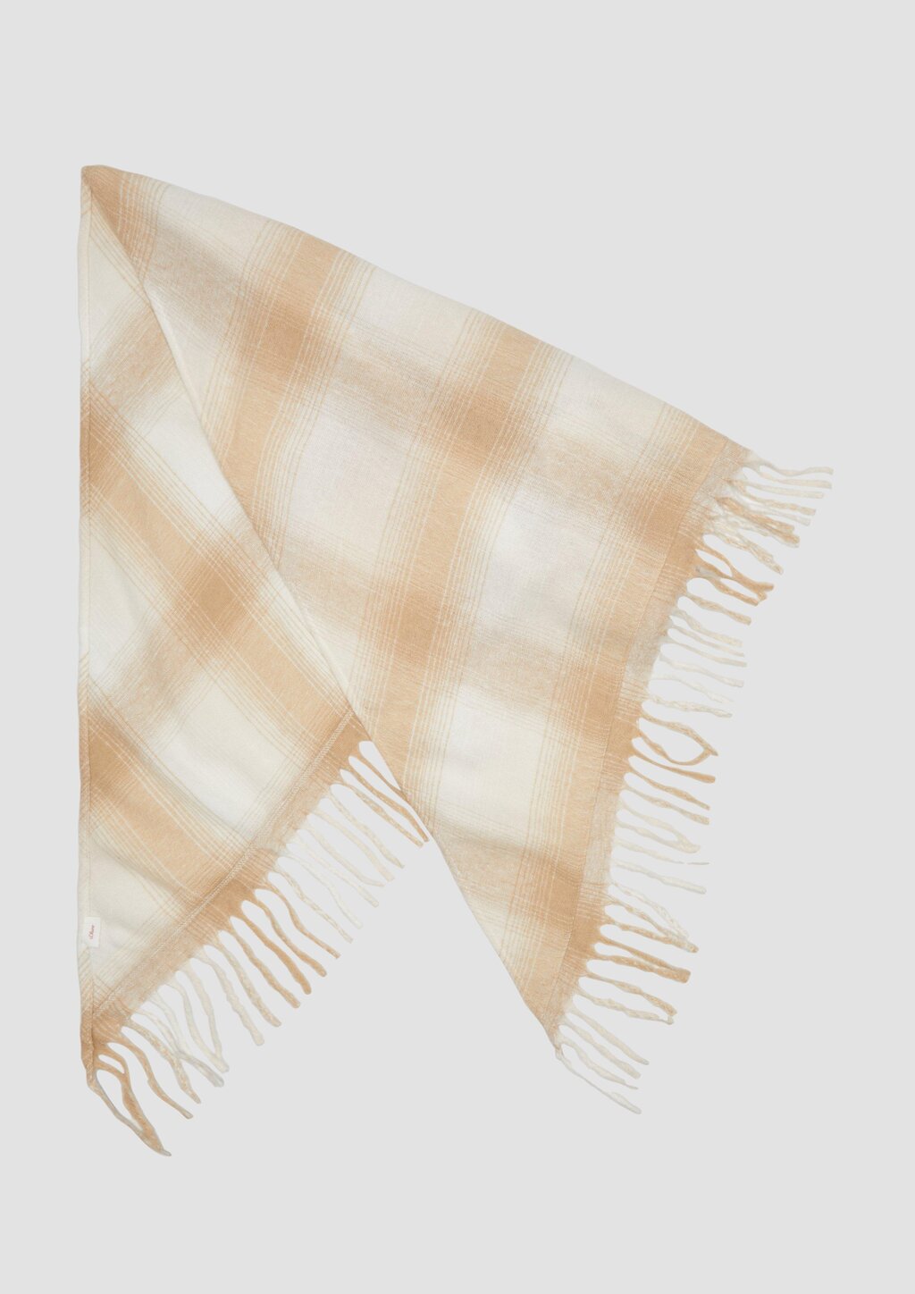 Gemusterter Schal mit Fransen