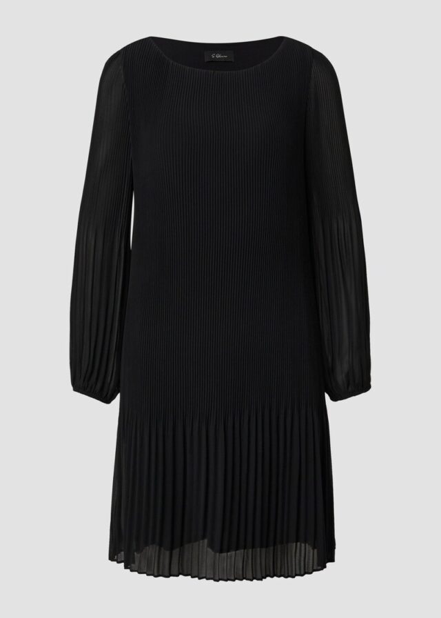 Plissiertes Chiffonkleid