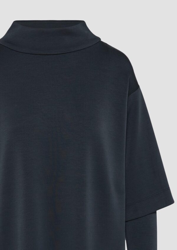 Scuba-Kleid mit Layer Details und Stehkragen