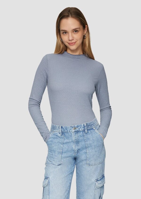 Strukturiertes Longsleeve mit angeschnittenem Stehkragen