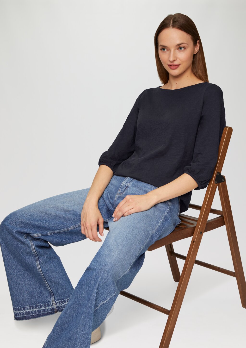 Baumwollshirt mit U-Boot-Ausschnitt