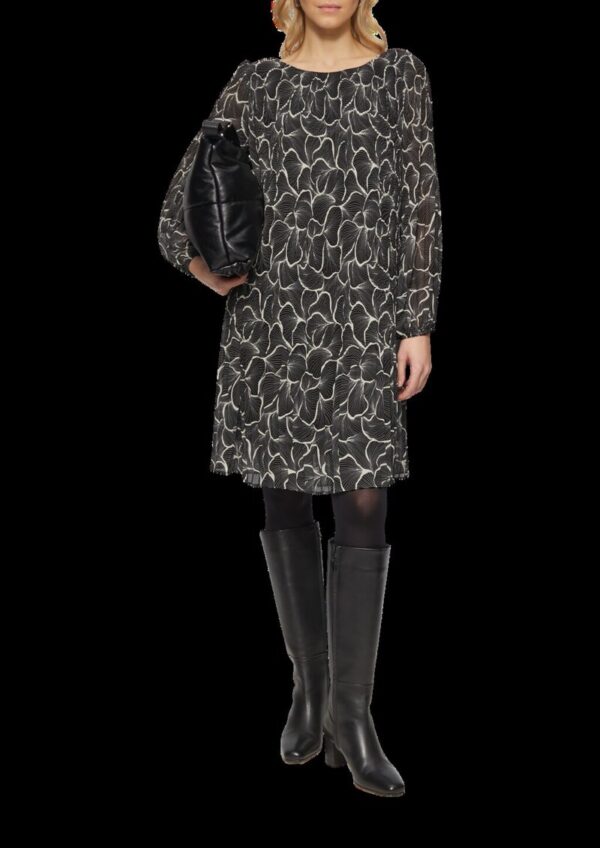 Plissiertes Kleid aus Chiffon